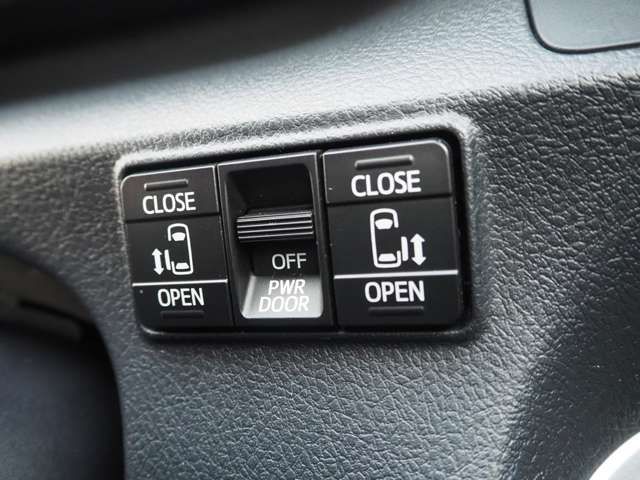 Toyota SIENTA 2015-08 189263-17
