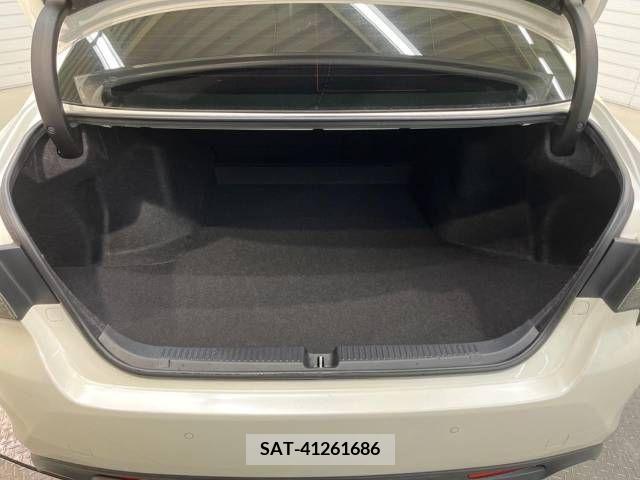 Toyota MARK X 2017-05 214357-10