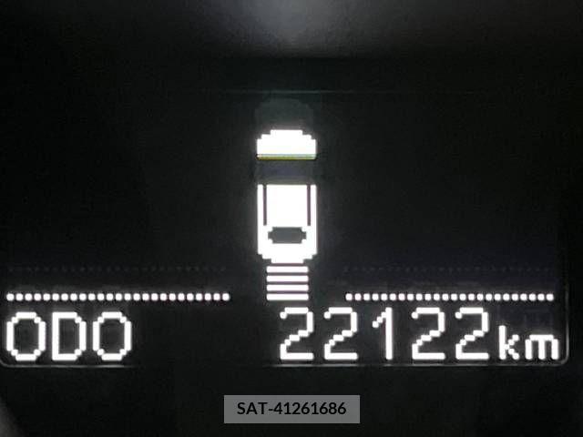 Toyota MARK X 2017-05 214357-4