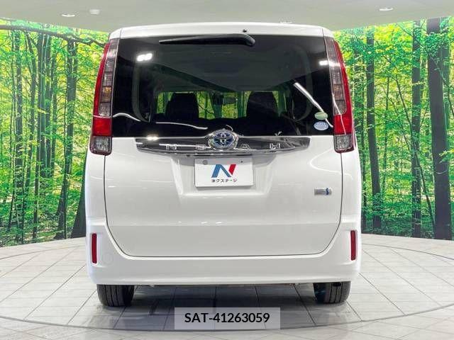 Toyota NOAH HYBRID 2014-07 381196-16