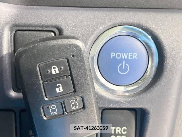 Toyota NOAH HYBRID 2014-07 381196-7