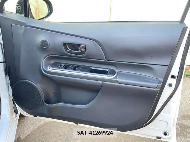 Toyota AQUA 2018-07 292060-11
