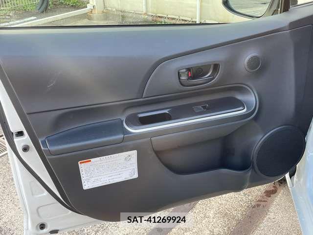 Toyota AQUA 2018-07 292060-18