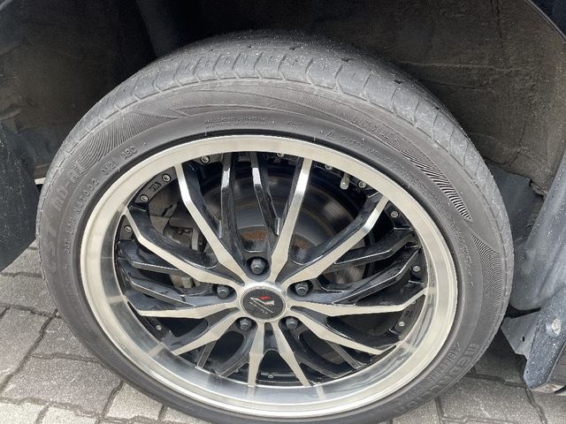 Toyota VOXY 2021-04 17008-17