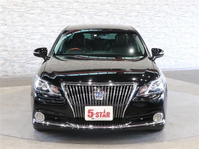 Toyota CROWN MAJESTA 2016-01 16146-5