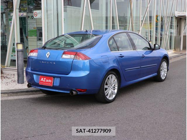 Renault Laguna 2009-04 257030-2