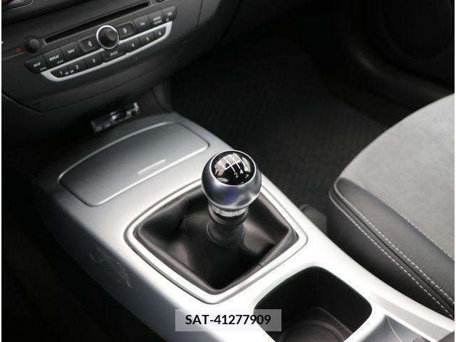 Renault Laguna 2009-04 257030-3