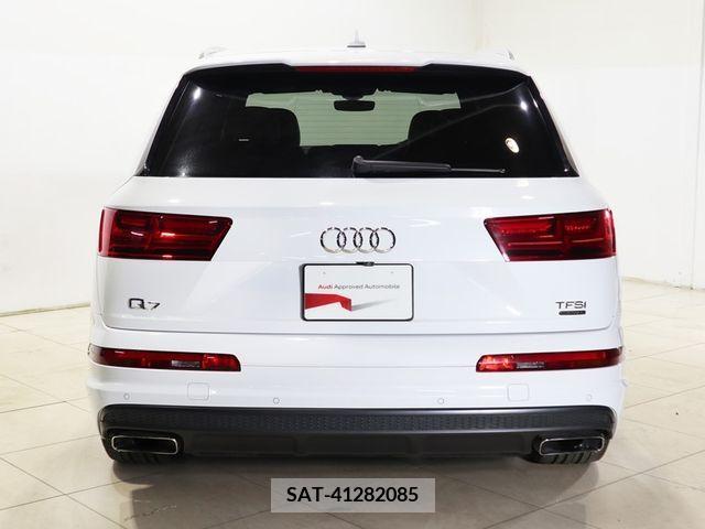 Audi Q7 2017-07 332890-2