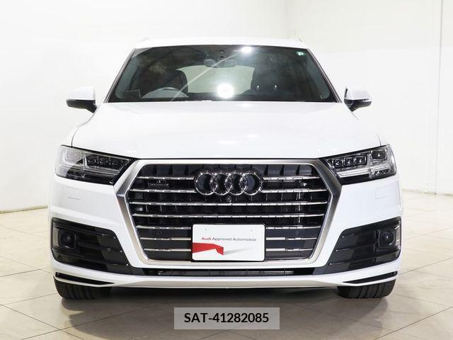 Audi Q7 2017-07 332890-1