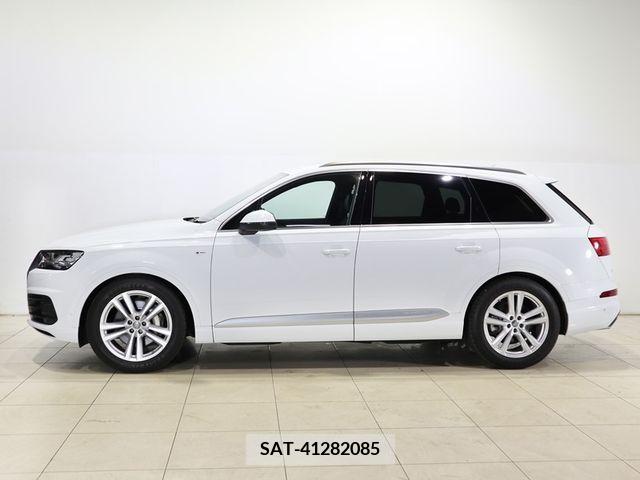 Audi Q7 2017-07 332890-4