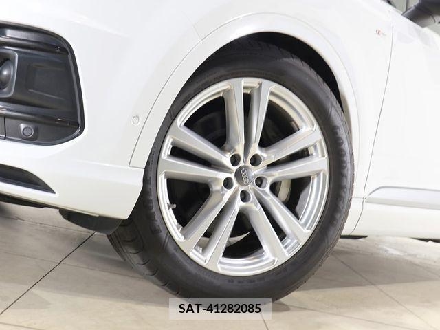 Audi Q7 2017-07 332890-24