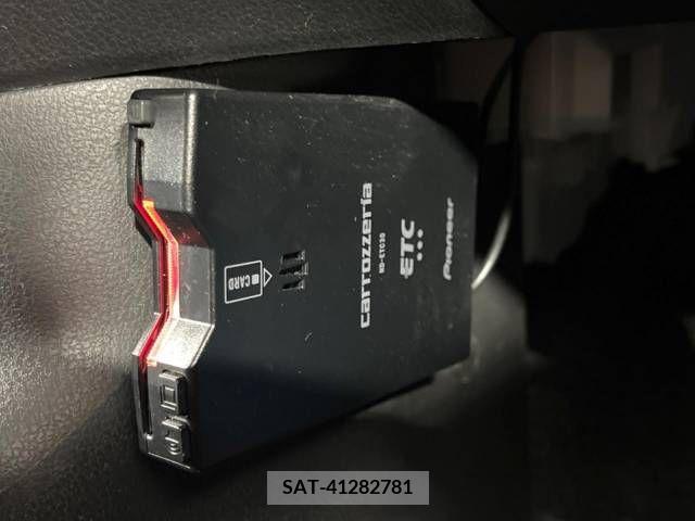 Nissan NOTE 2016-07 340331-5