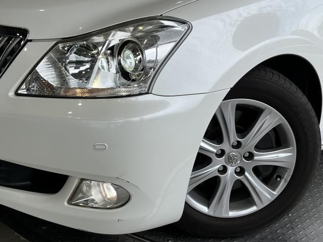 Toyota CROWN MAJESTA 2011-11 28937-2