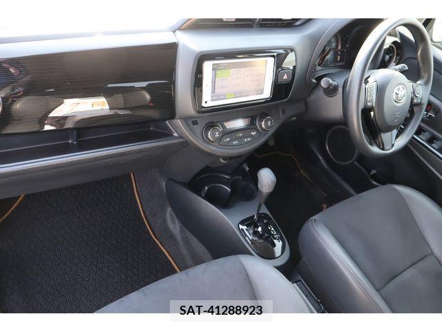 Toyota VITZ 2018-12 288620-1
