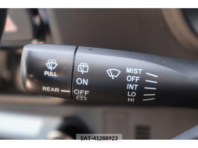 Toyota VITZ 2018-12 288620-11