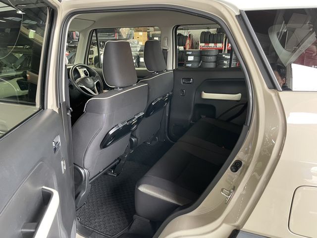 Suzuki X BEE 2017-12 3647-13