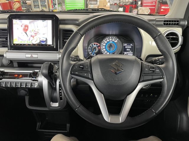 Suzuki X BEE 2017-12 3647-15