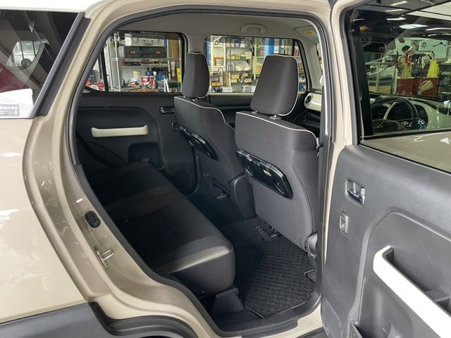 Suzuki X BEE 2017-12 3647-10