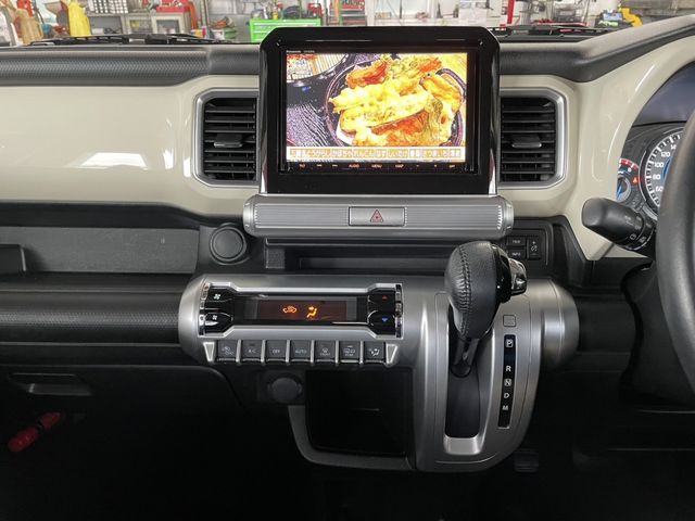 Suzuki X BEE 2017-12 3647-16