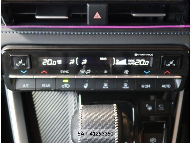 Toyota VOXY 2022-08 349663-21