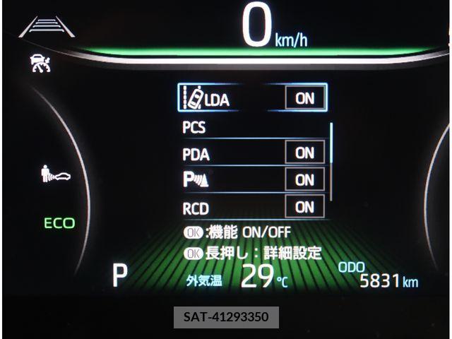 Toyota VOXY 2022-08 349663-11