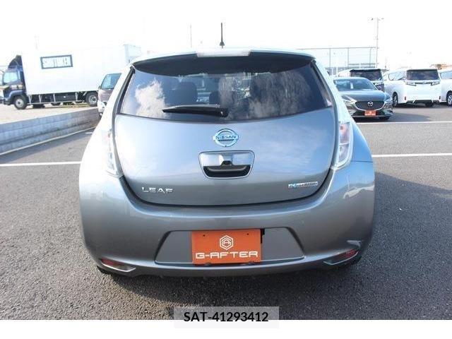Nissan LEAF 2016-03 352463-9
