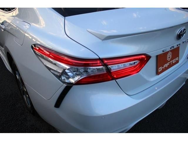 Toyota CAMRY HYBRID 2018-11 188406-11