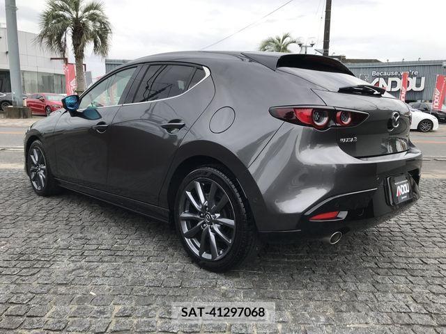 Mazda MAZDA3 2019-07 301039-2