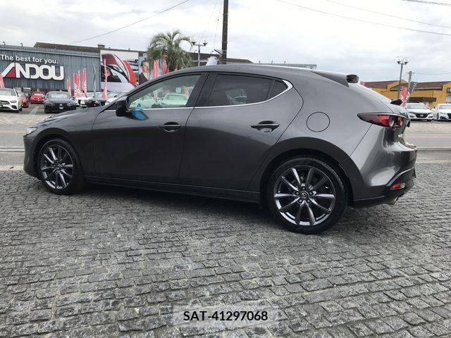 Mazda MAZDA3 2019-07 301039-3