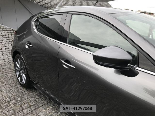 Mazda MAZDA3 2019-07 301039-4