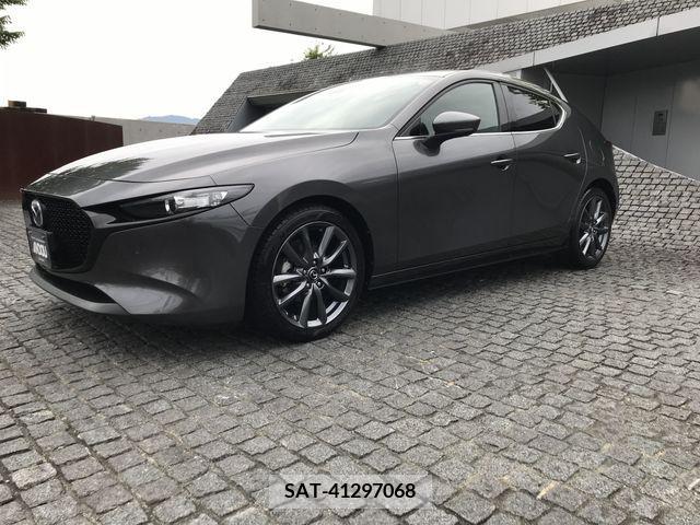 Mazda MAZDA3 2019-07 301039-1