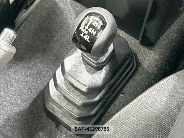 Suzuki JIMNY 2020-08 331959-4