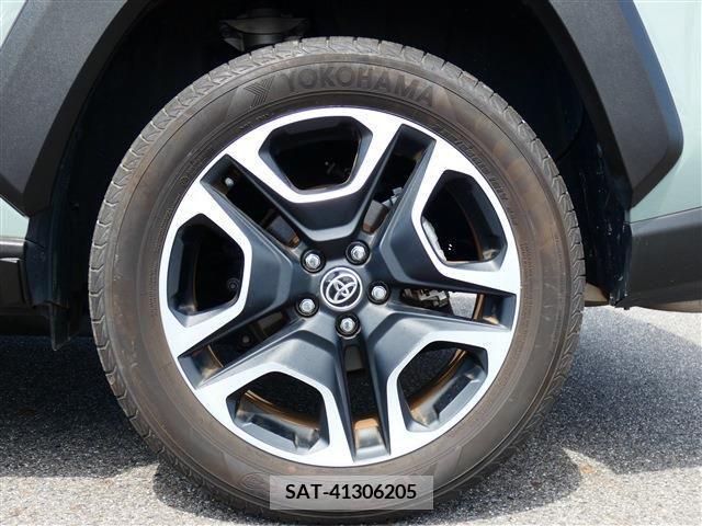 Toyota RAV4 2021-06 352040-22
