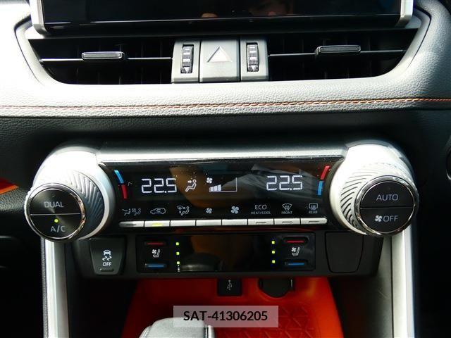 Toyota RAV4 2021-06 352040-12