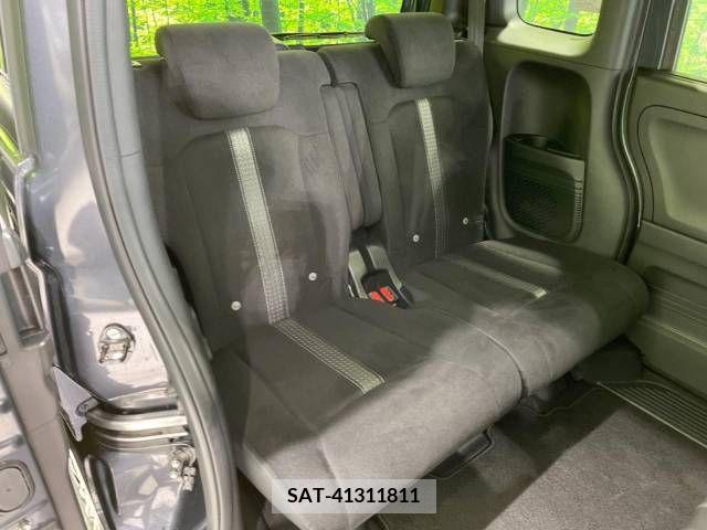 Honda N BOX CUSTOM 2022-01 209579-9