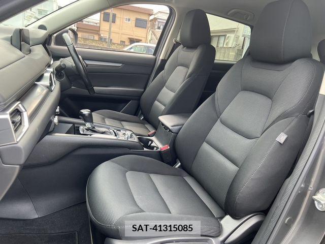 Mazda CX-5 2018-09 215683-17