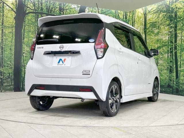 Nissan DAYZ 2019-06 28054-17