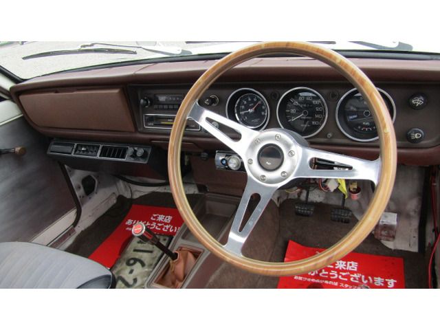 Nissan SUNNY TRUCK 1987-12 12066-2