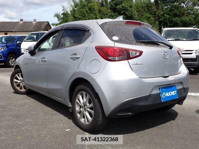 Mazda DEMIO 2019-06 379494-2