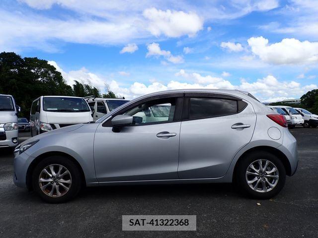 Mazda DEMIO 2019-06 379494-6
