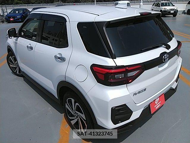 Toyota RAIZE 2020-12 388733-26