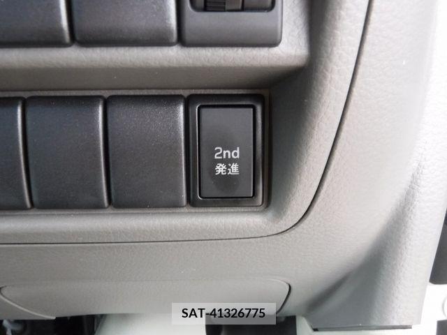 Suzuki EVERY 2016-04 301585-8