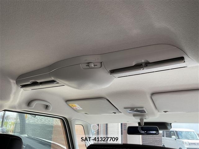 Suzuki SPACIA 2023-09 368599-5