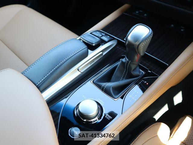Lexus GS 2019-02 387537-15