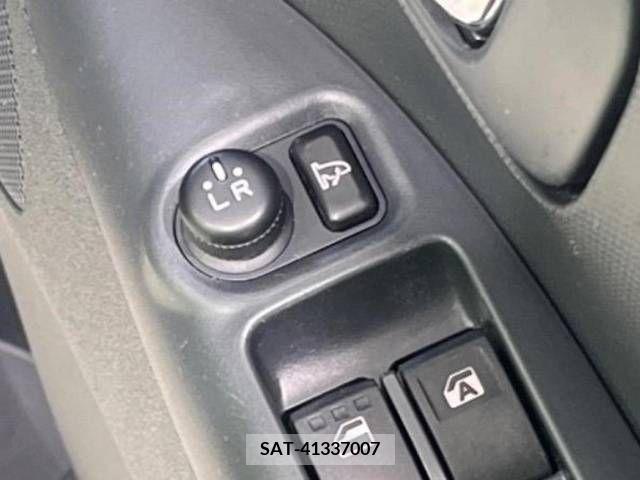 Daihatsu TANTO CUSTOM 2011-06 235683-7
