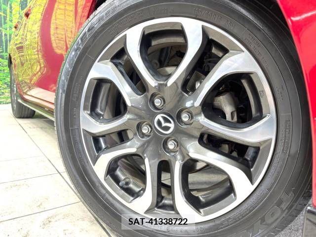 Mazda DEMIO 2015-01 301917-13