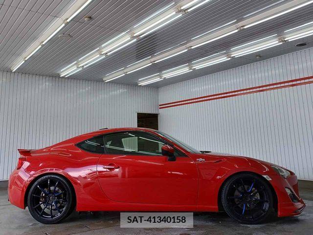 Toyota 86 2013-03 388922-8