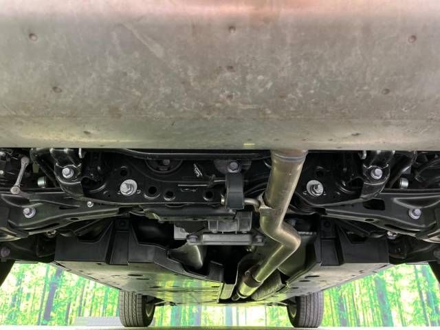 Toyota RAV4 2021-11 194618-19