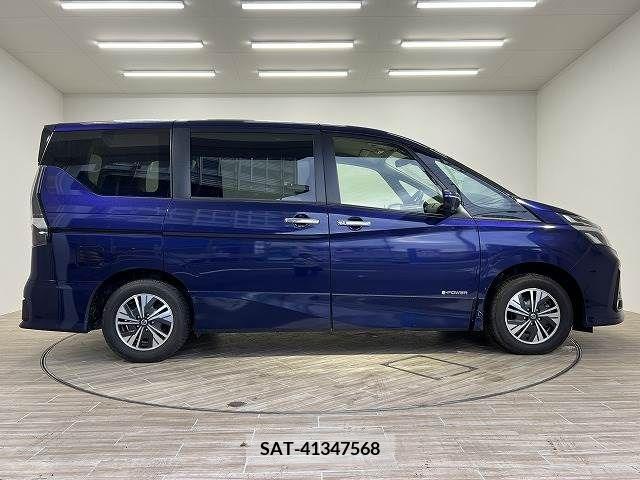 Nissan SERENA 2019-09 375379-14