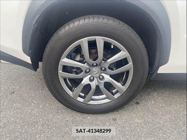 Lexus NX 2016-11 275601-19